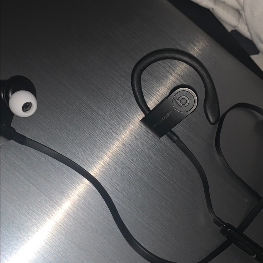 Powerbeats Wireless 3